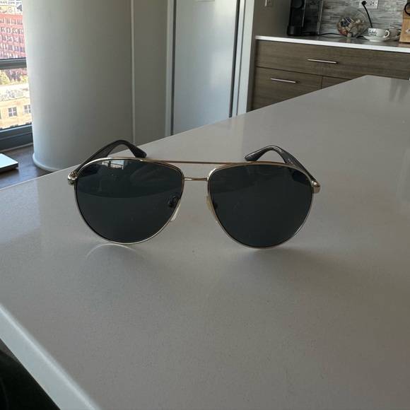 GREAT CONDITION PRADA AVIATOR SUNGLASSES - Picture 2 of 5